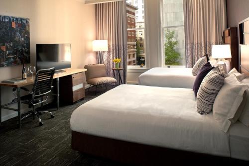 444743932 Kimpton Hotel Vintage Portland by IHG