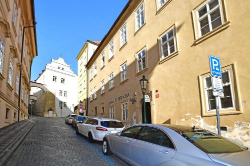 Lovely little cosy Apt in Prague - image 4