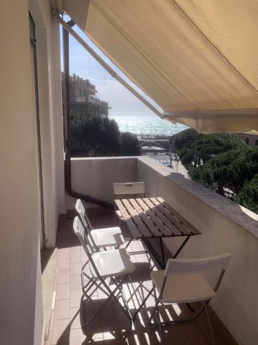 Casa Bianca 5 - confortevole in centro a Moneglia, Moneglia (foto 2)