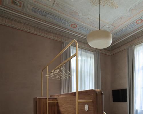 Monument Hotel - image 11