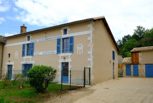 Le relais postal - Location saisonnière - Celle-Lévescault