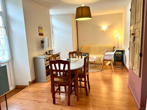 Très bel appartement en plein centre-ville - Location saisonnière - Bagnères-de-Bigorre