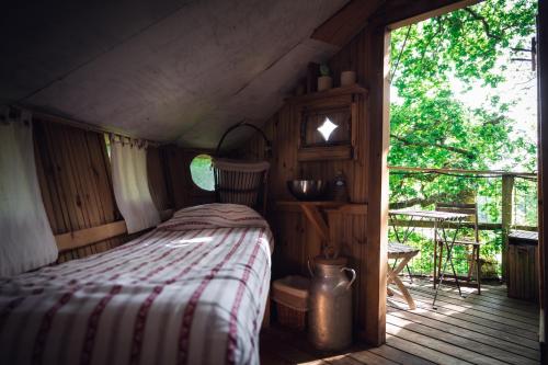 Dihan Evasion- Outdoor accommodations - image 7