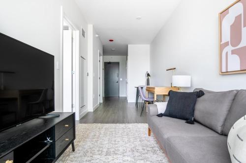 S Loop 1BR w Pool Lounge nr CTA Trains CHI-353 in Chicago, USA