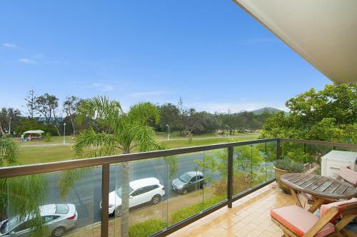 

Lawson Beachfront - Adult Only