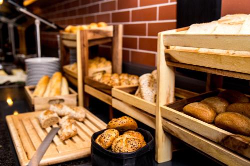 Vienna House Easy by Wyndham Bucharest Airport