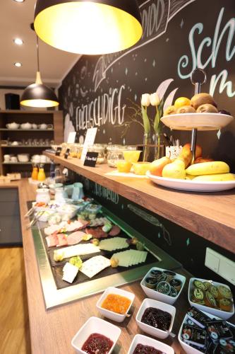 Food and beverages, Pension Alte Scheune in Melsungen