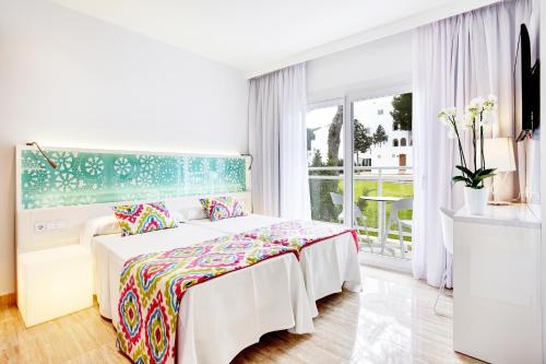 Grupotel Ibiza Beach Resort - Adults Only