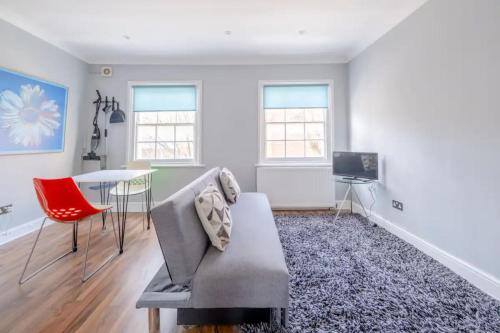 Bright 1BD Apartment in Whitechapel