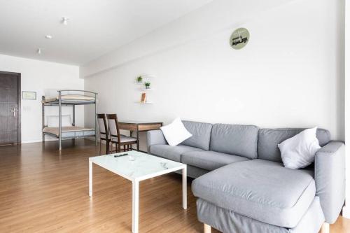 Makati solstice Tower2 one bedroom with maid room #3307