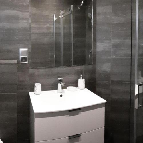 Ostoya Twoya Ostoya Twoya