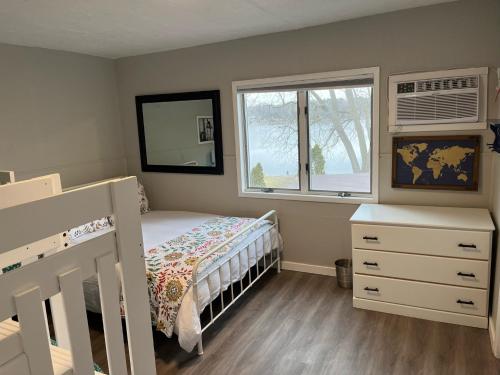 Downtown Delavan Lake Home in Delavan, USA