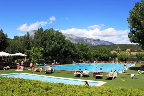 Bungalows Peña Montañesa