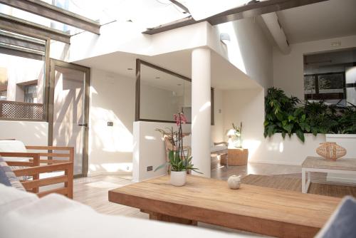 設施, 薩爾瓦多小修道院酒店 (El Petit Convent) in 伯格