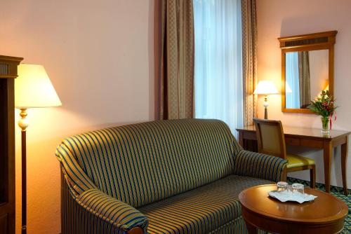 Junior Suite with Balcony image 2