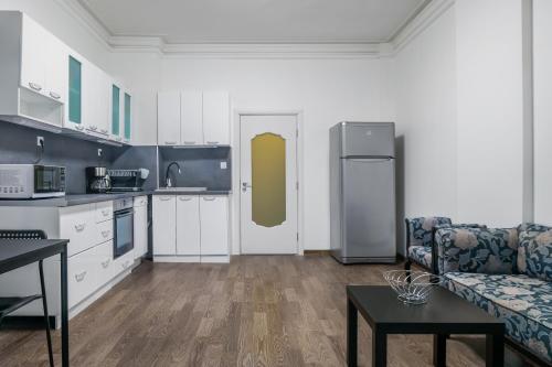 2BD Citrus Apartment, Aristocratic Sofia Living by Flat Mаnager, Sofia (Foto 5)