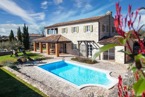 Villa Avalon - Luxury home with pool in the centre of Istria