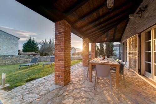 Villa Avalon - Luxury home with pool in the centre of Istria