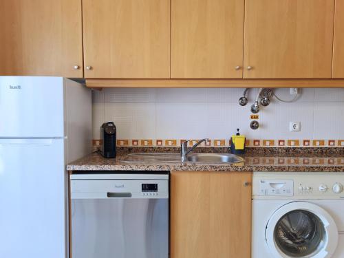 Konyha, SÍTIO DO RAPOSO - Carvoeiro - WiFi, AC, Beach & Center 200m (SITIO DO RAPOSO - Carvoeiro - WiFi, AC, Beach & Center 200m) in Carvoeiro Városközpont