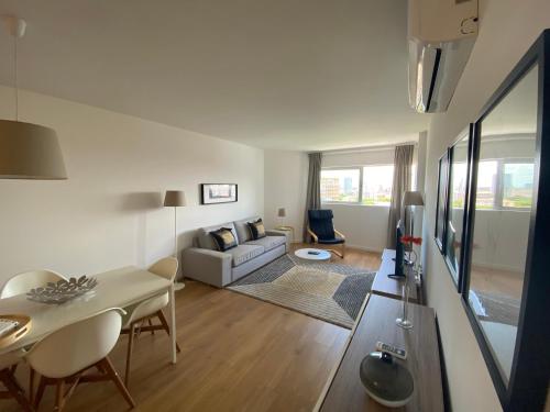 Apartment with Balcony image 3