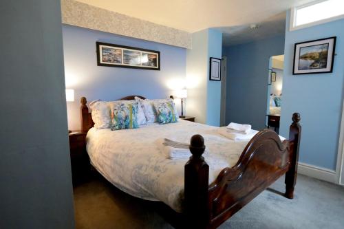 Bryn Woodlands House - image 11