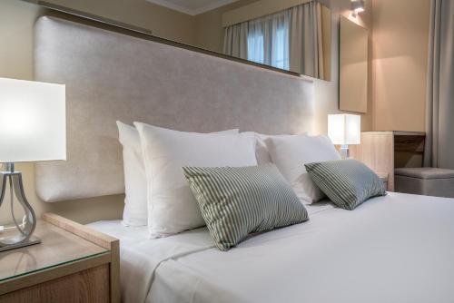 Golden Sun Hotel - image 4