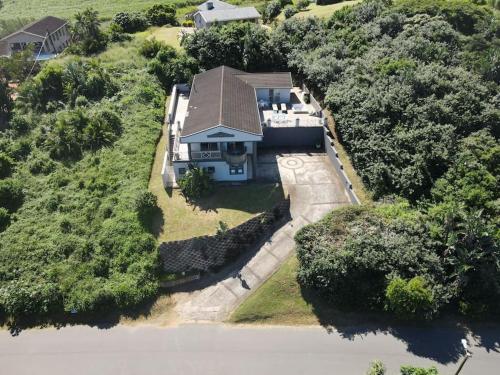 Tinley Manor Beach House in Dolphin Coast