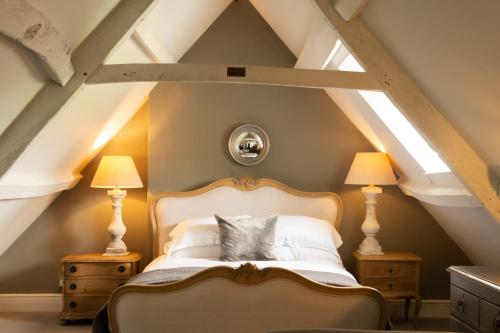 New Inn at Coln - image 2