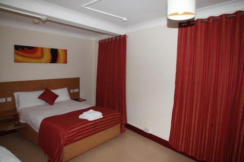 Grove Apartments
