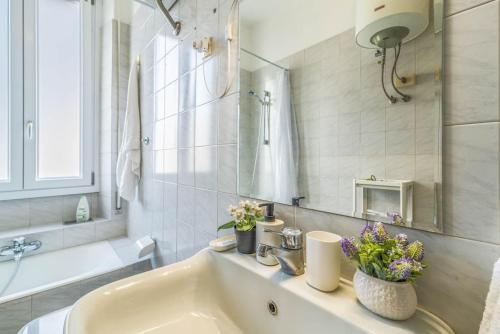 Giuliana St.Peter Apartment, Рим (фото 10)