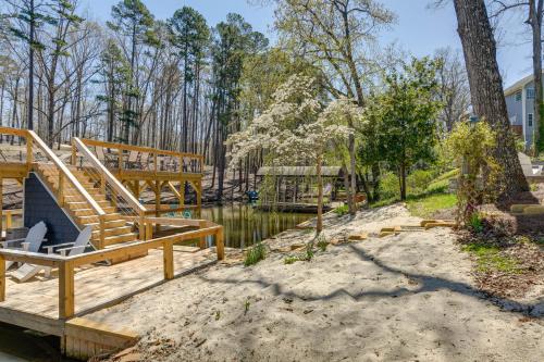 Badin Lake Cabin with Dock and 2-Story Boat Slip!