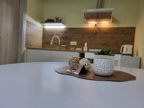 ห้องครัว, Дунав Билдингс 2 in เปลเฟน