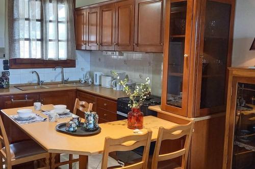 Giannis Traditional House
