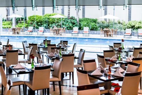 Restaurant, Lidotel Valencia in El Vinedo Valencia