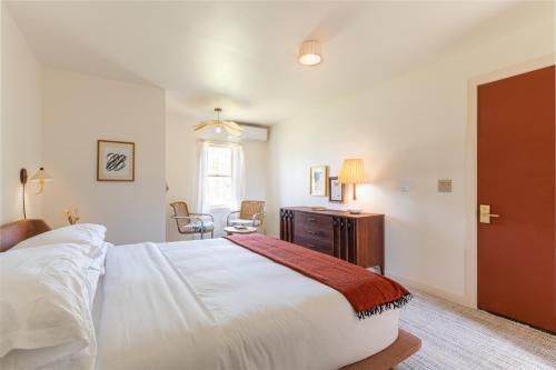 444924109 Eastwind Hotel Lake Placid