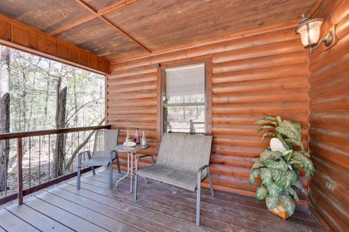 Broken Bow Cabin with Hot Tub and Fire Pit