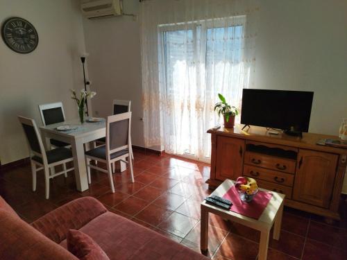 Milka Apartment - image 2