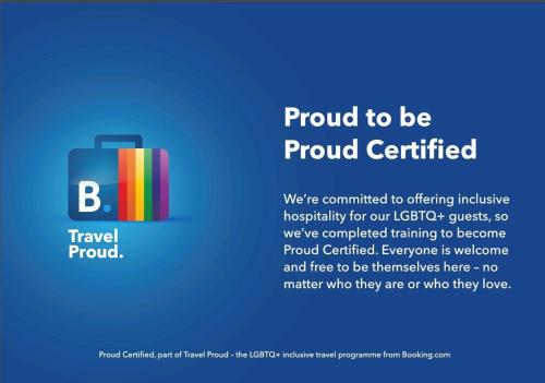 Cosy Garden Flat With Parking in Ealing Broadway - main image