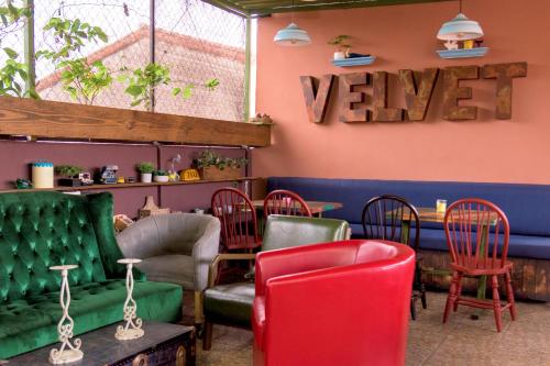 Restoran, Velvet Hostal La novena in Sonsonate
