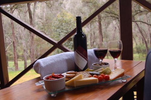 Food and beverages, Beyonderup Falls Adult Retreat in Nannup