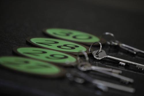 Emdoneni Lodge with Zululand Cat Conservation Project Emdoneni Lodge with Zululand Cat Conservation Project