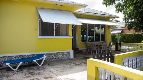 House of Erabo in Runaway Bay