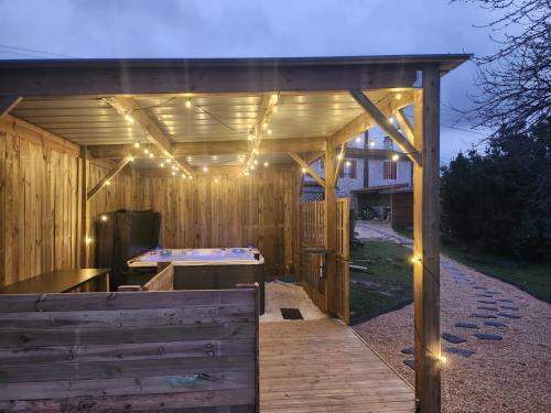 Petite maison mitoyenne avec terrasse - Location saisonnière - Saint-Julien-de-Concelles