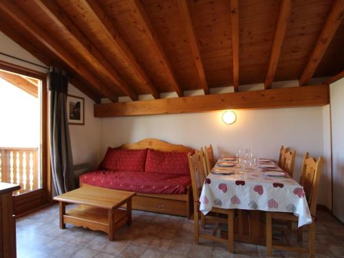 Appartement Lanslevillard, 3 pièces, 6 personnes - FR-1-508-72 - Location saisonnière - Val-Cenis