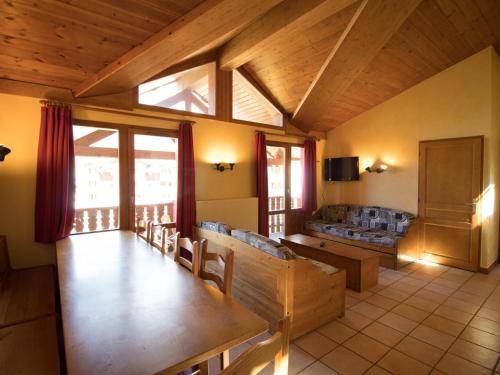 Appartement Duplex 10-12 pers. à 20m des pistes avec sauna, wifi et proche commerces - FR-1-508-75 - Location saisonnière - Val-Cenis