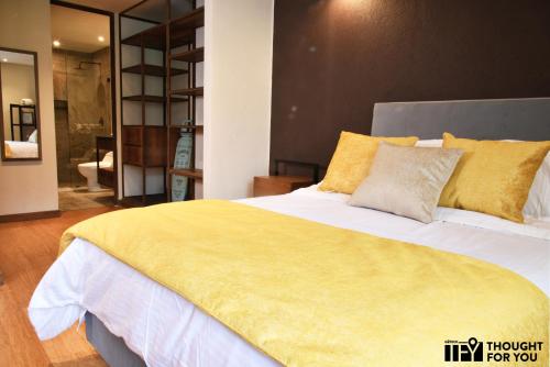 Candelaria - Loft Thought for You