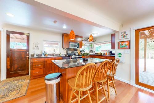 Cedar River Retreat in Cascade-Fairwood (WA)