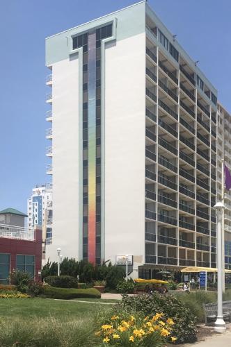 Four Sails Resort