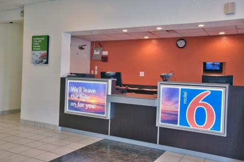 Motel 6-Tallahassee, FL - Downtown