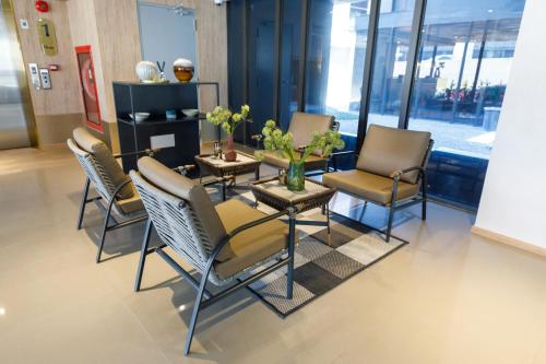 ล็อบบี้, โรงแรมเบญจรงค์ กรุงเทพ (Benjarong Hotel Bangkok) near สถานีรถไฟฟ้าใต้ดินลาดพร้าว